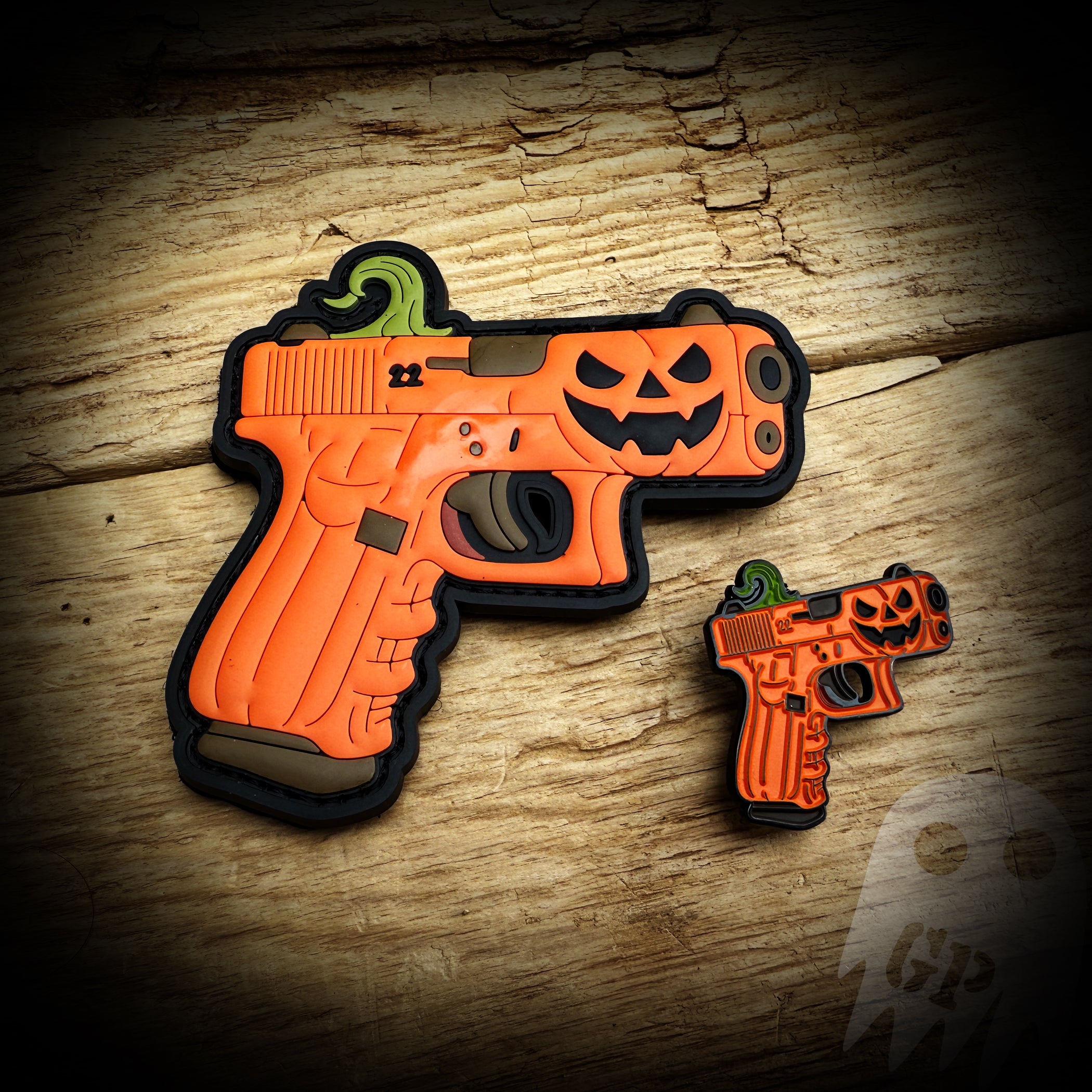 PUMPKIN - Handgun Pumpkin PVC and Pin