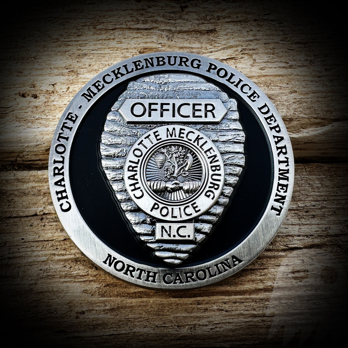 Wooden Charlotte-Mecklenburg Polce Badge Plaques Wooden Charlotte-Mecklenburg Polce Badge Plaques