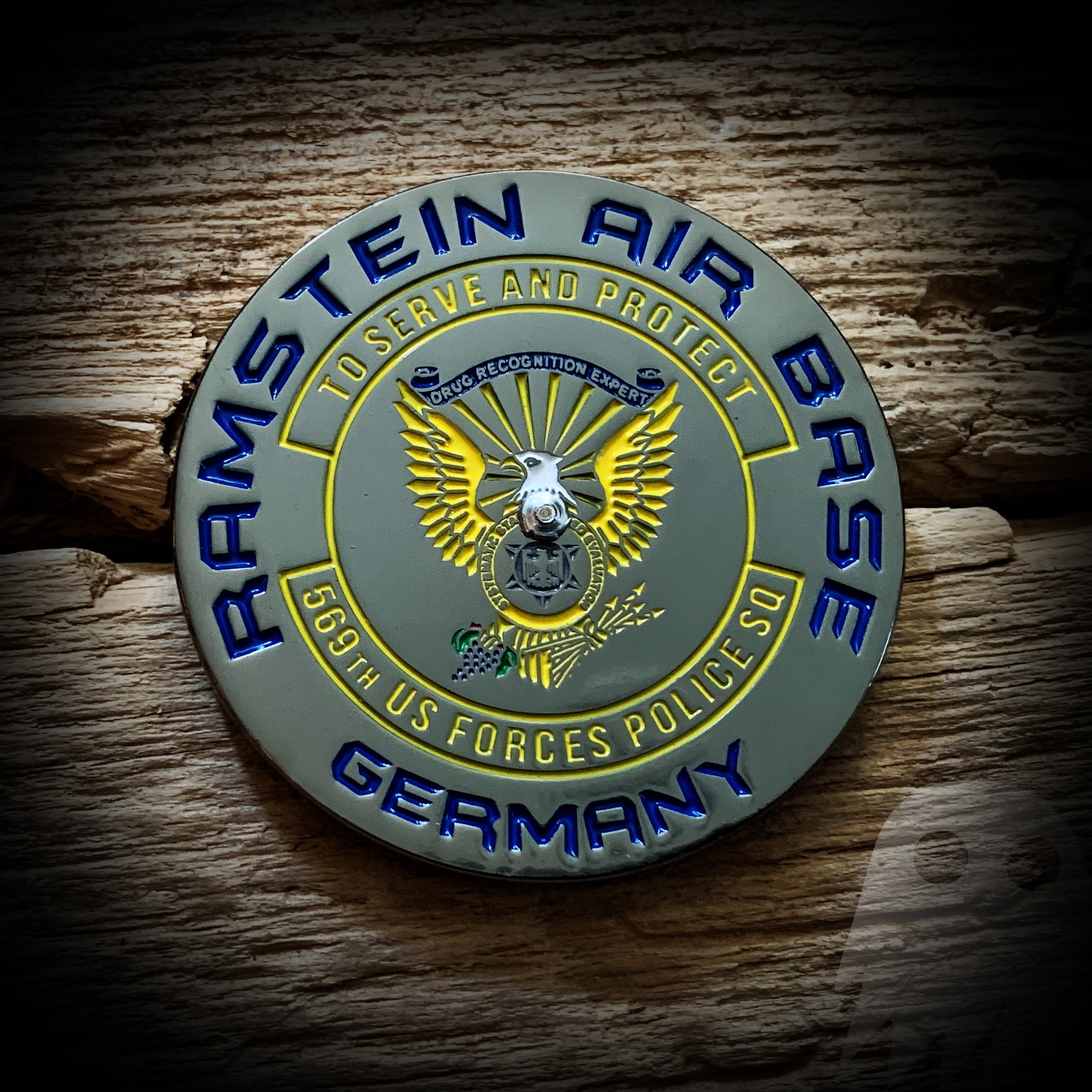 AUTHENTIC - Ramstein Air Base 569th US Forces Police Sq DRE Coin